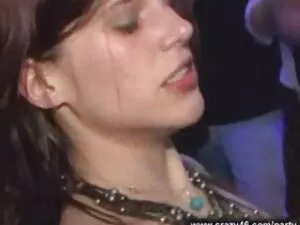 سکسی, Nikky Thorne م ...